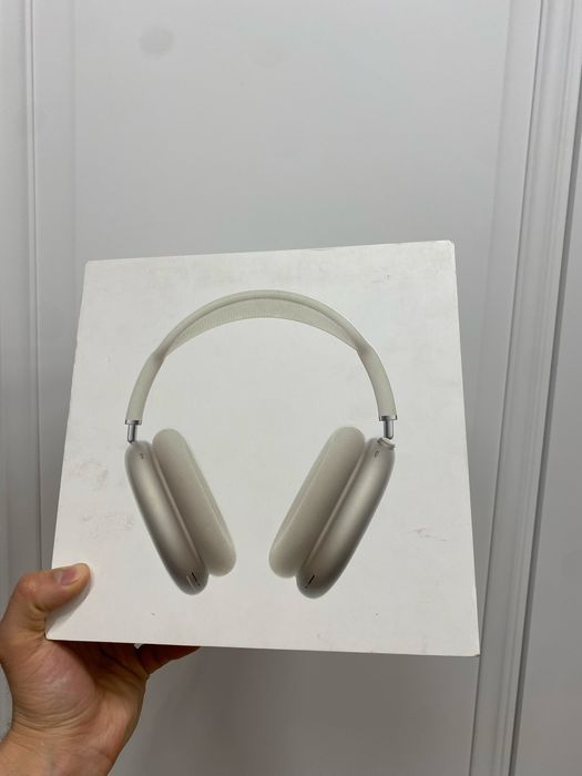 Продается air pods max