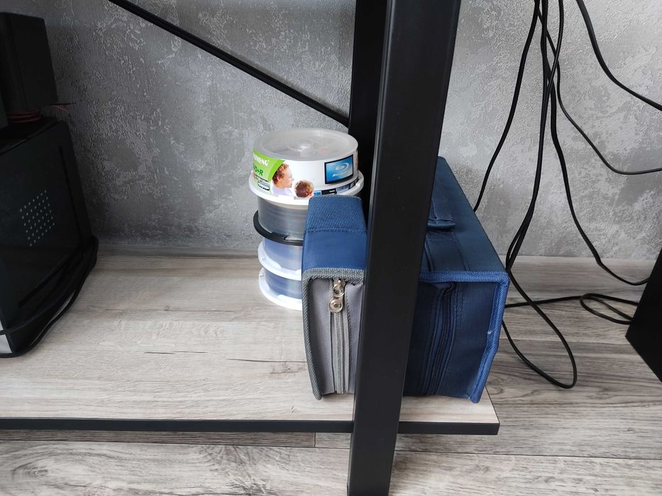 DVD диски. Фильмы. Сериалы. И прочие лобудень.