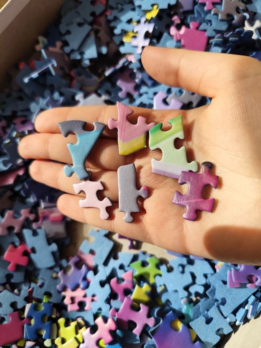 Пъзел с 1027 части Ravensburger "Gradient Cascade"