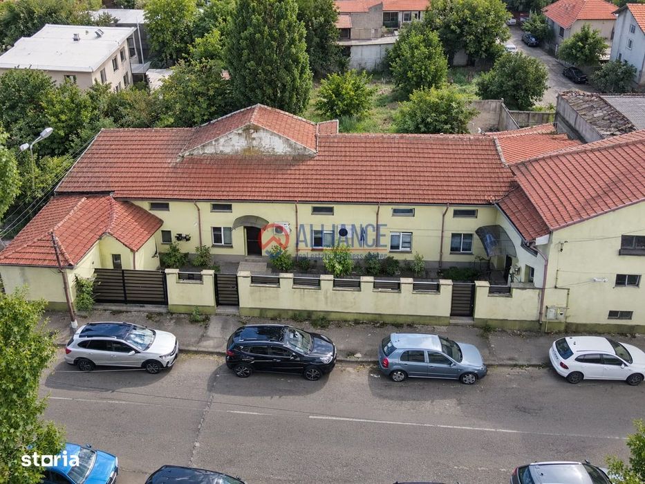 Casă 5 camere, ICIL, curte pavată, 2 parcări