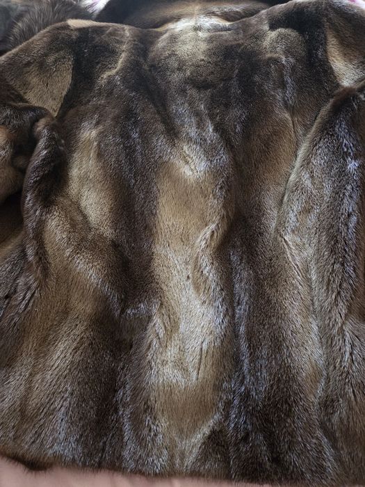 haina blana naturala ,nutrie