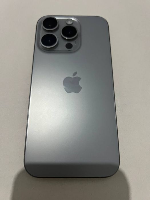 Iphone 15 pro LLA  128Gb