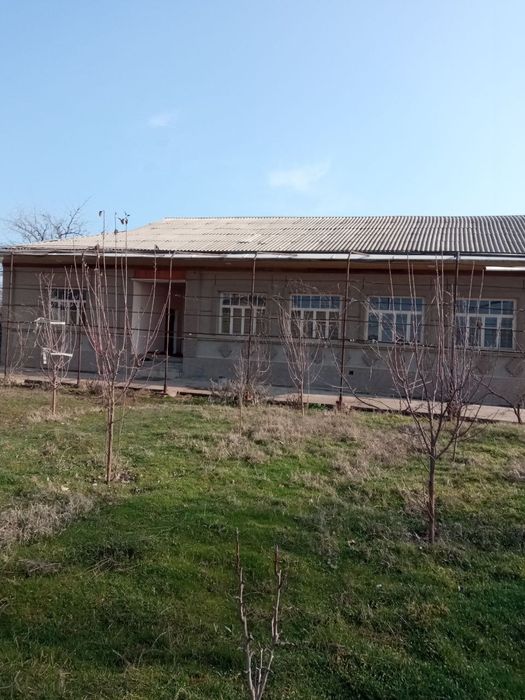 Uchaska sotiladi 14sotih