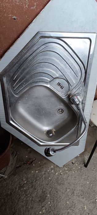 Мойка со смесителем