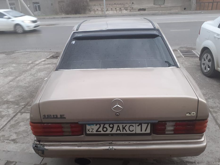 Продам срочно Мерседес 190 е