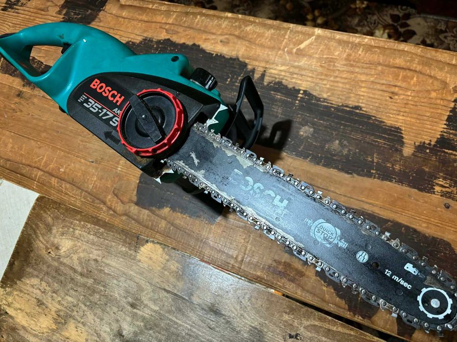 електрически трион за дърва BOSH