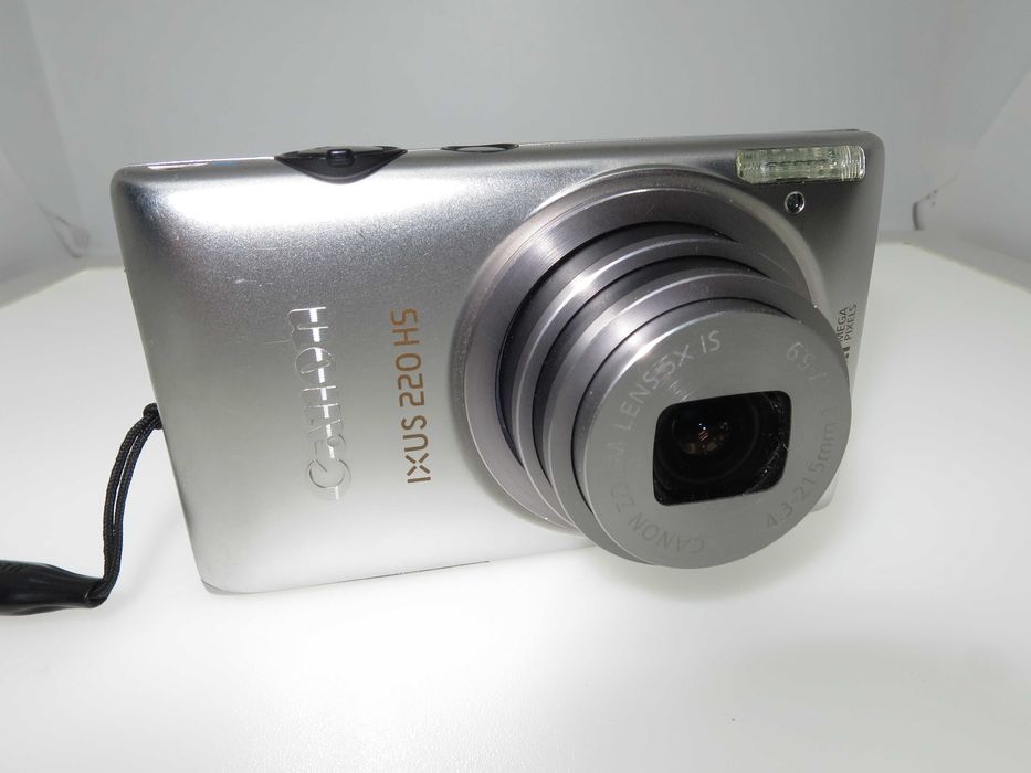 Canon IXUS 220 HS стилен качествен ултра компактен фотоапарат FULL-HD