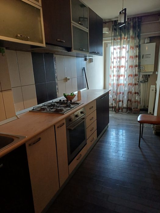 Apartament de inchiriat