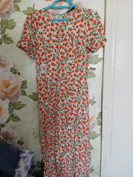 Продам платье женское летнее