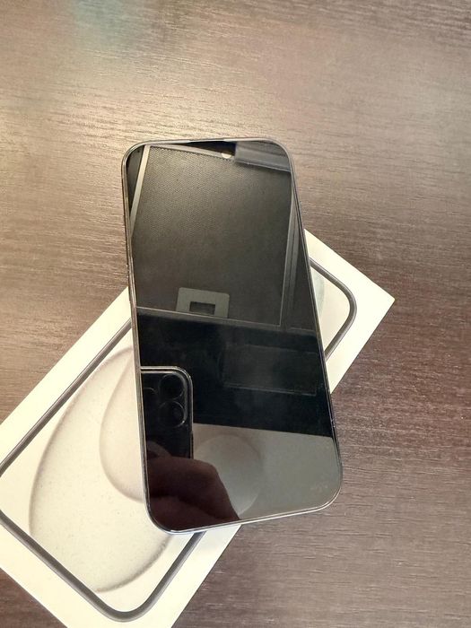 iPhone 15 black 128 GB