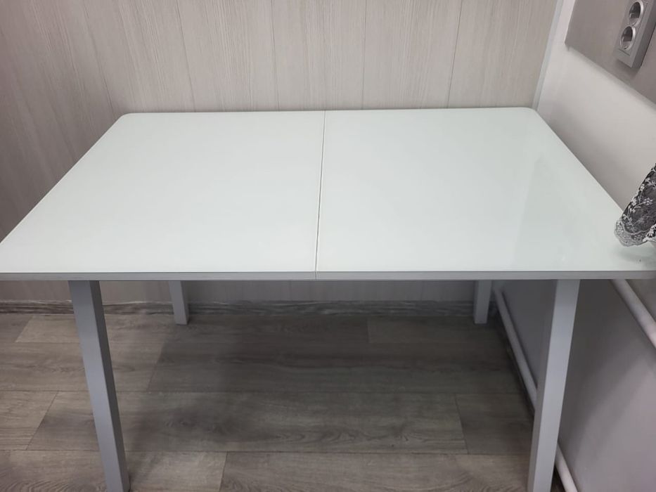 Стол обеденный (Россия)