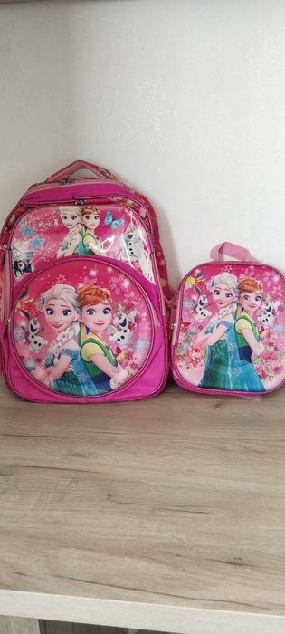 Продам школьные рюкзаки