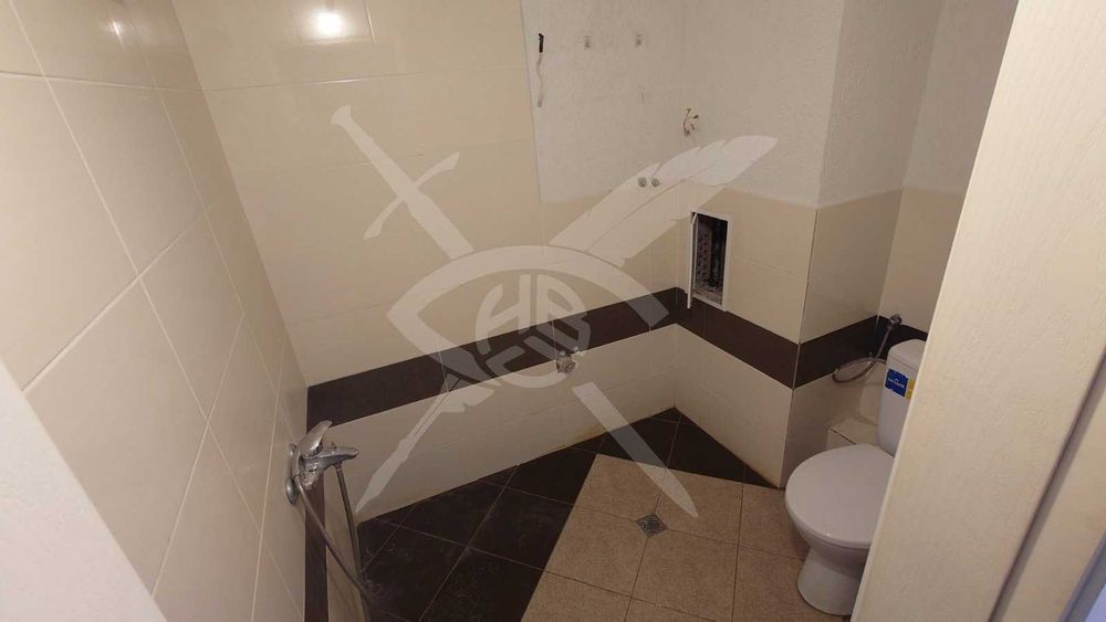 Продава се Двустаен апартамент в Айтос - 75 кв.м за 2200 €/кв.м - Снимка #3