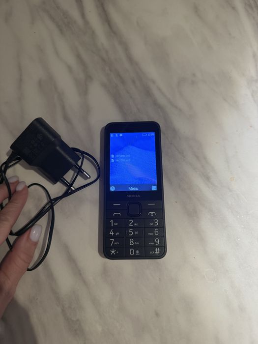 Продавам нова Nokia 235 (2024)