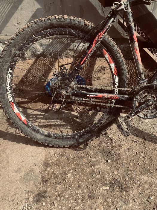 Айфон вилык бірге сатылат