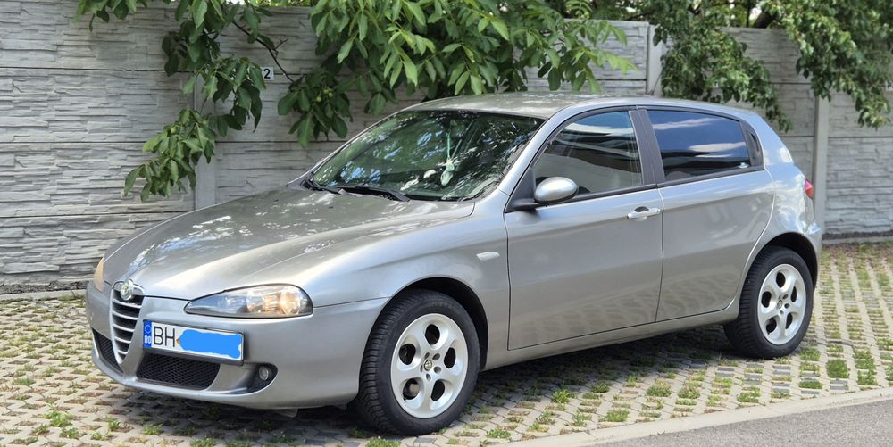Alfa Romeo 147 in stare foarte buna 1.9