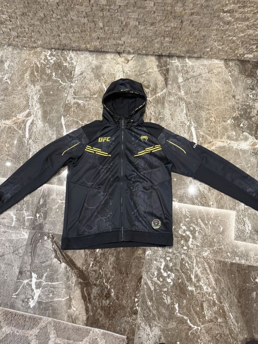 Venum горнище Хл