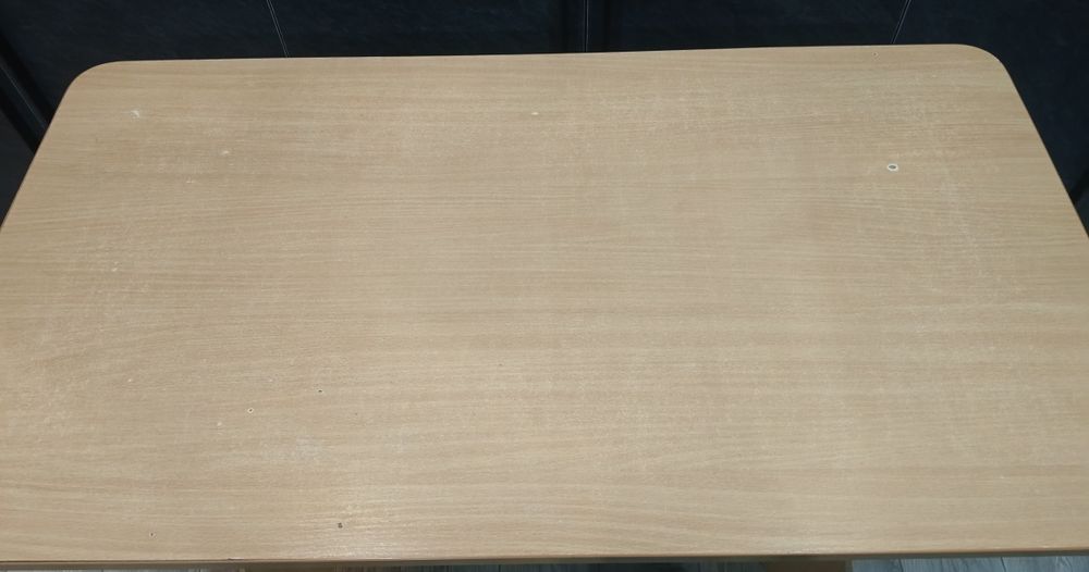 Кухонный стол (срочная продажа)