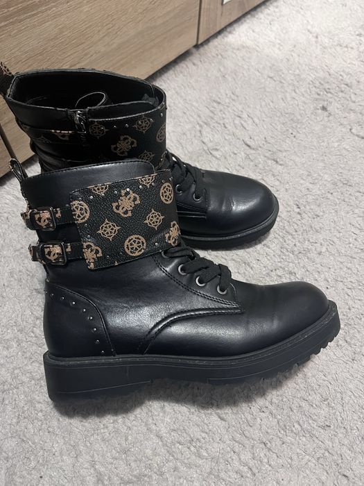 Дамски боти Guess