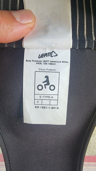 Leatt Adventure body protector XXL