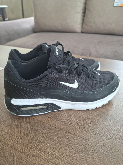 Маратонки NIKE !