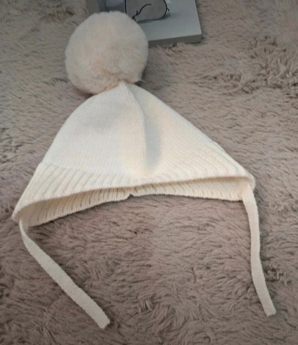 Caciulite grosute bebe