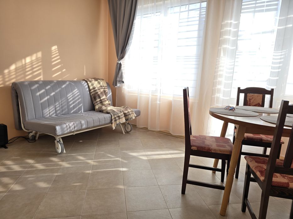 Дава под наем 2-стаен Виница, център