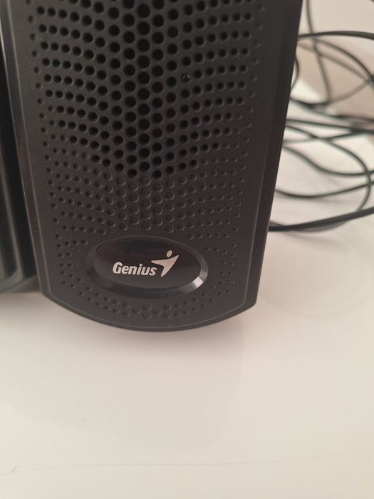 Boxe  marca Genius