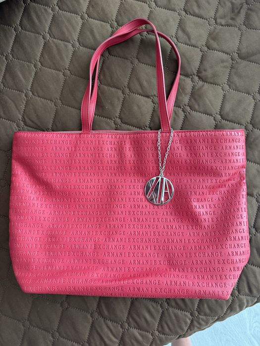 Чанта на Armani Exchange
