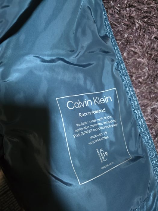 Капитонирано яке с качулка Calvin klein