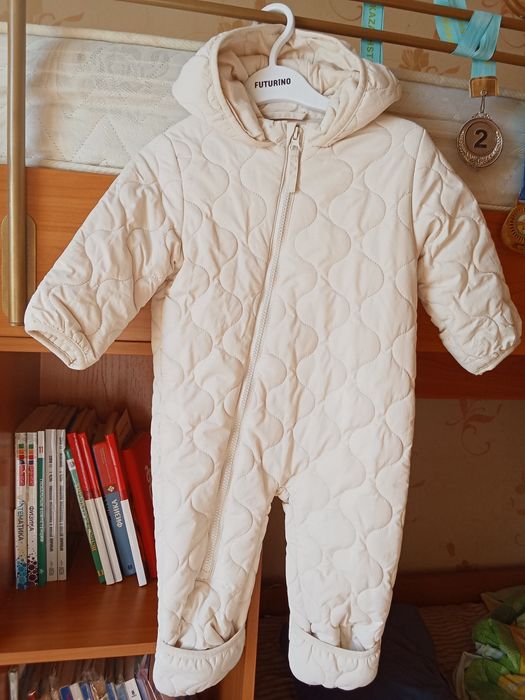 Продам комбинезон весна, осень.