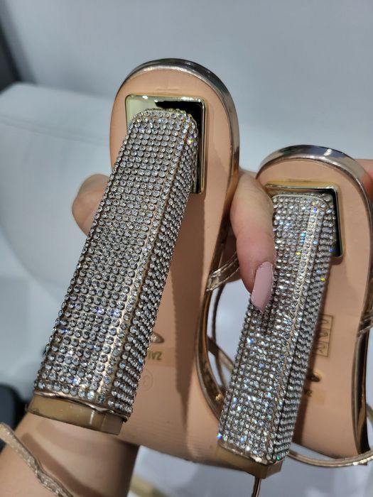 Sandale aurii  mar 37 stralucitoare, deosebite comode