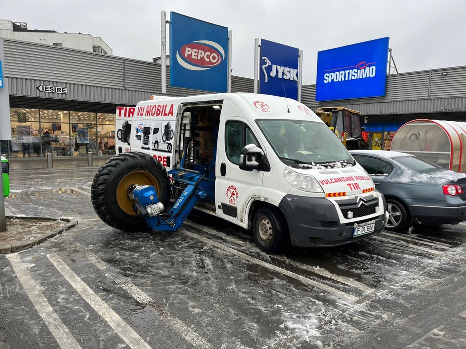 Vulcanizare mobilă NON. STOP 24 /24