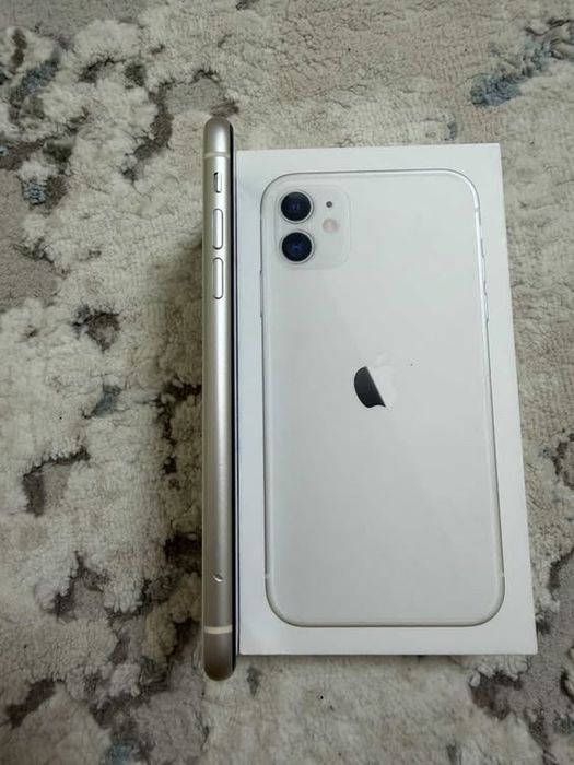 iPhone 11 Белого цвета