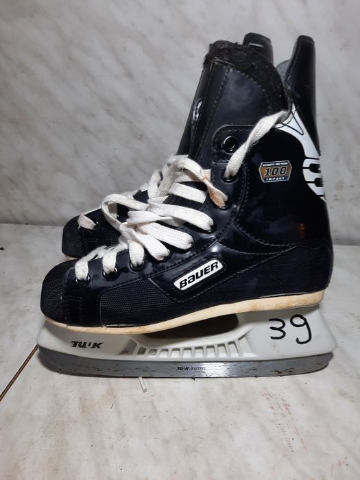 Patine hochei hochey 39 Bauer Impact marime 35-36 ( 23 cm)