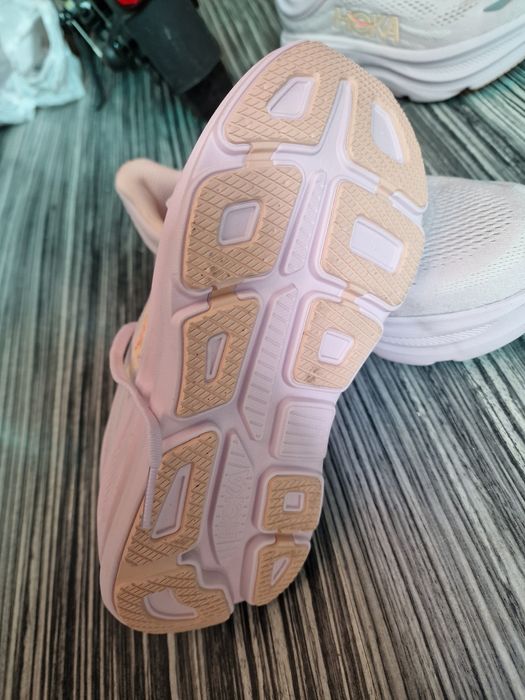 Adidași Hoka Bondi 9