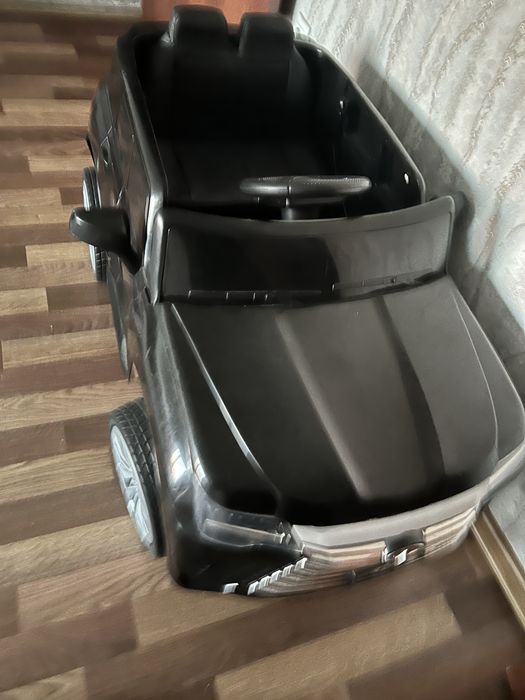 Продам детскую машинку