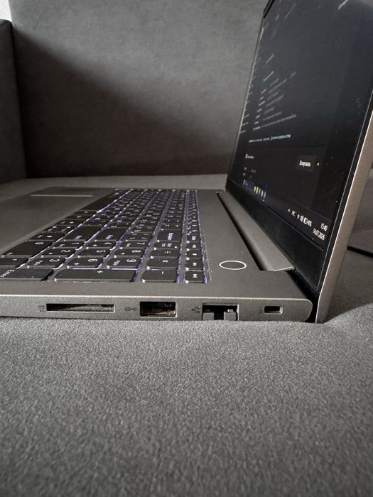 Ноутбук Lenovo Thinkbook