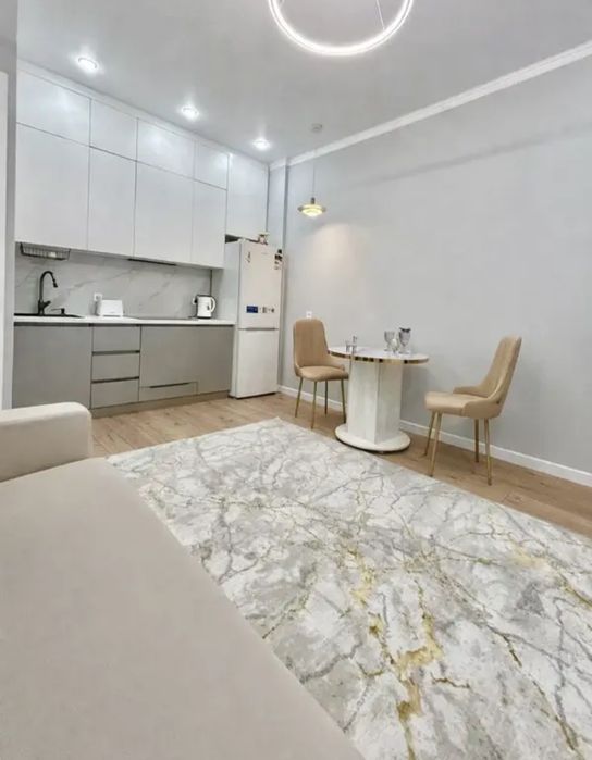 Ойбек метро  аренда квартира.