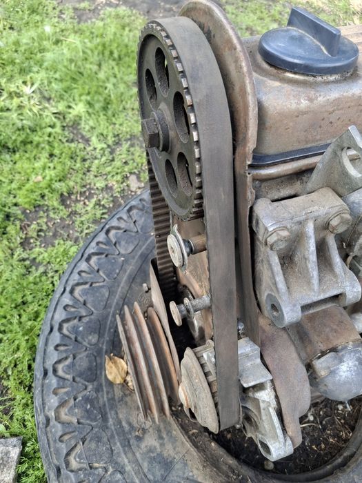 Двигатель ауди 100 с коробкой