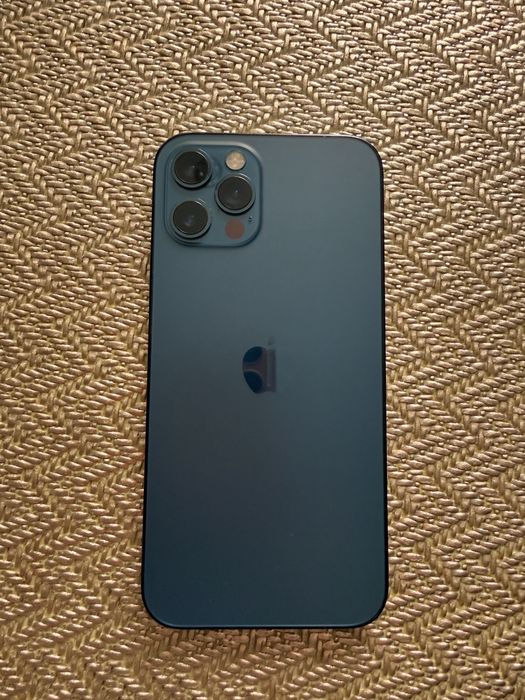 Продам iphone 12 pro