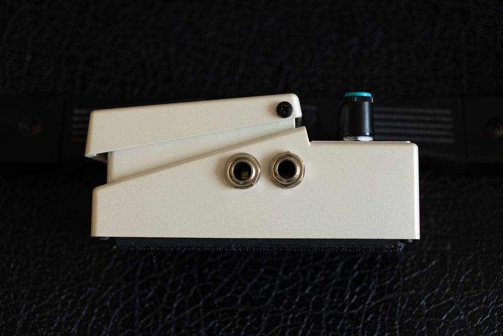 Ефект за китара BOSS DD-3