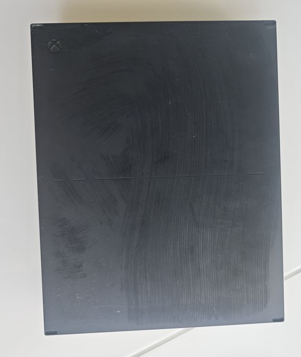 Xbox one S 1TB   и два джойстика