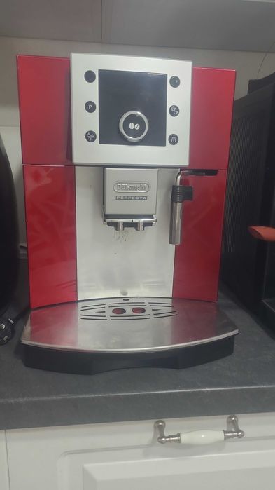 Expresoare de cafea boabe Delonghi,Jura