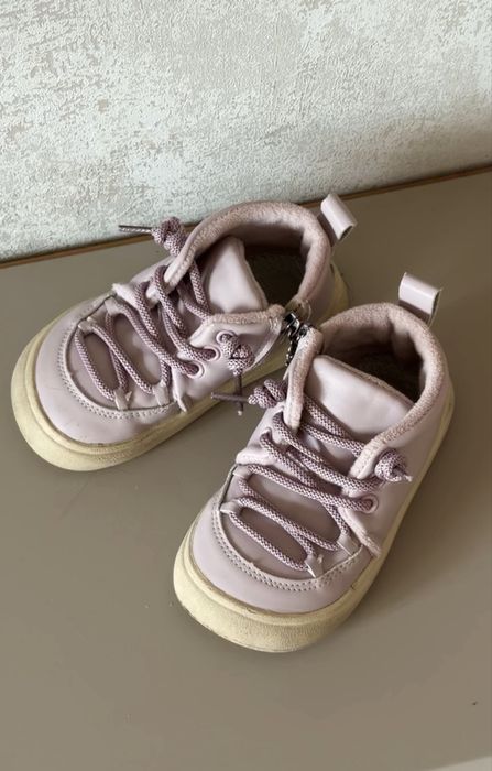 Детская обувь на девочку