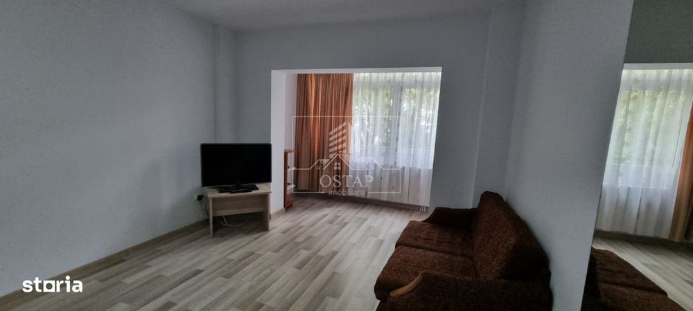 9 Mai - etajul 1 - apartament 3 camere decomandate - semimobilat