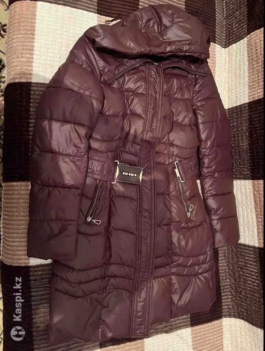 Продам зимнюю куртки