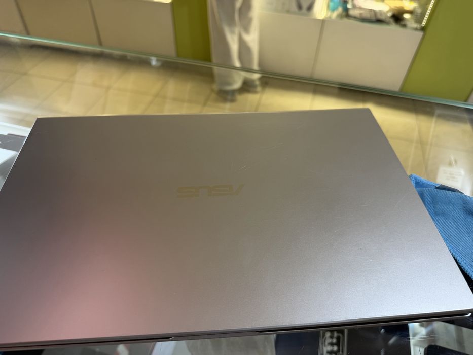 Ноутбук Asus в наличии