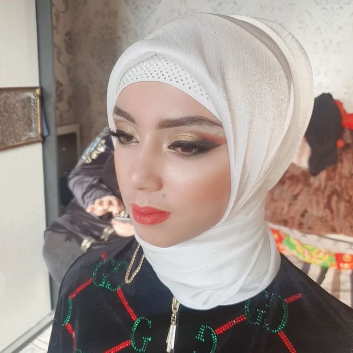 Стилист визажист парикмахер