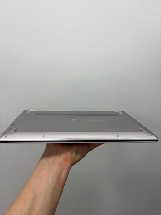 Asus ZenBook 13 UX325EA OLED i5 11th Gen / 8GB / 512GB SSD